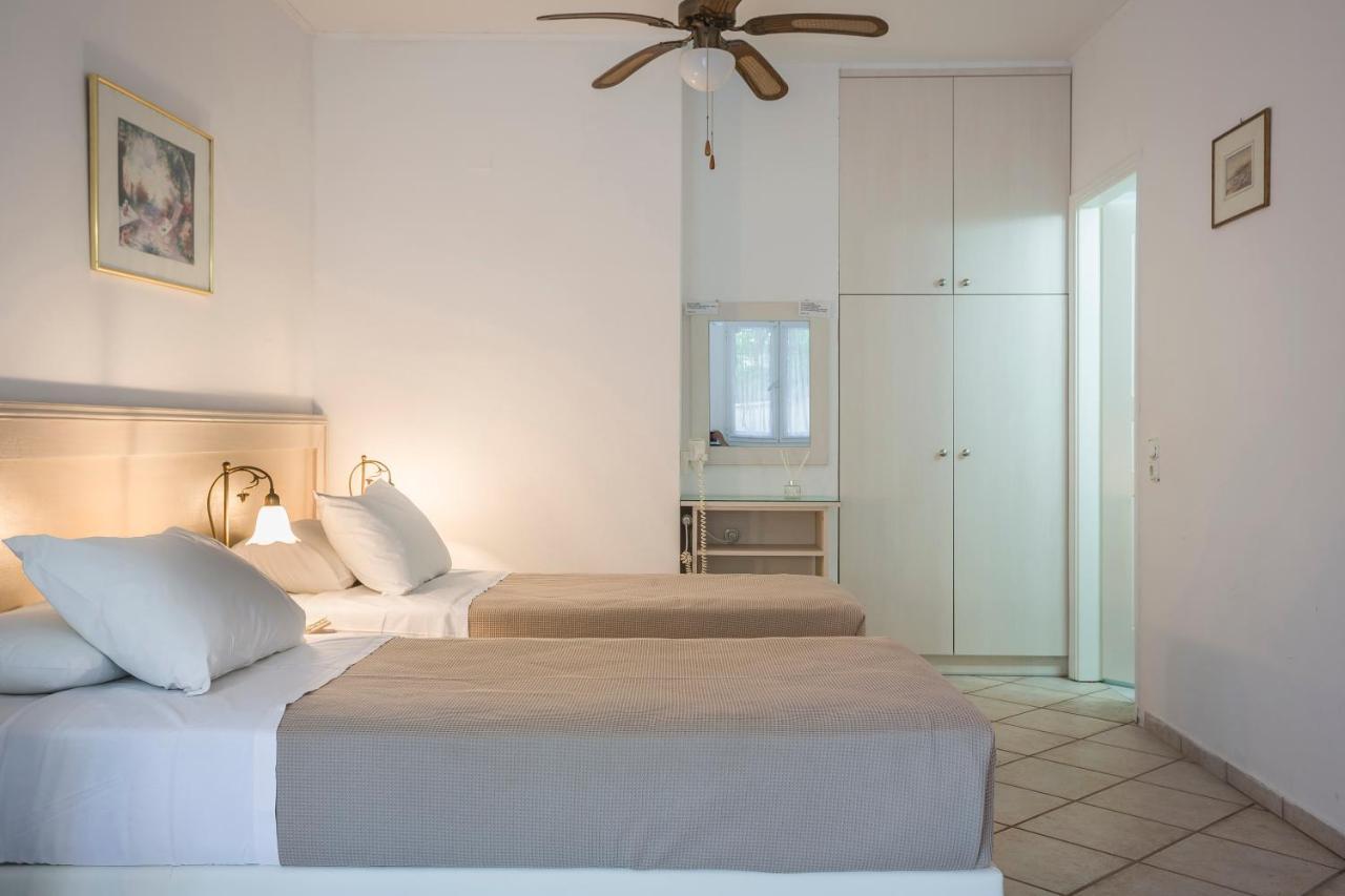 Panorama Apartments Fiscardo ฟิสคาร์โด ภายนอก รูปภาพ